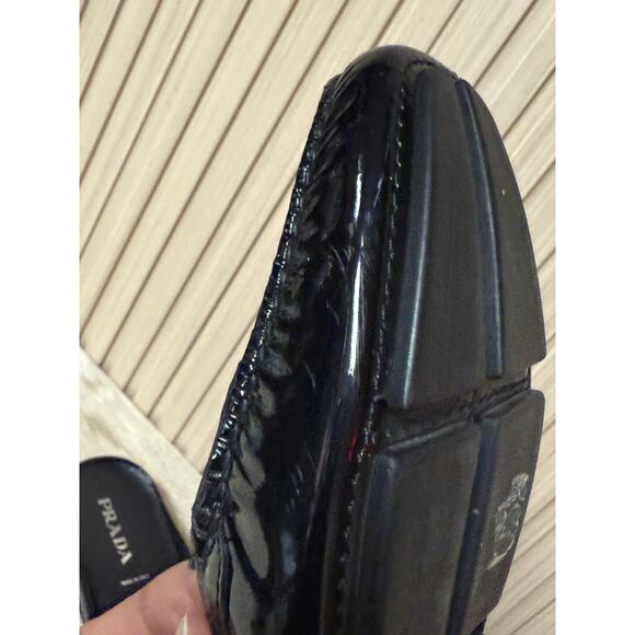 Prada Black Leather Loafers Classic Flats - Picture 13 of 16